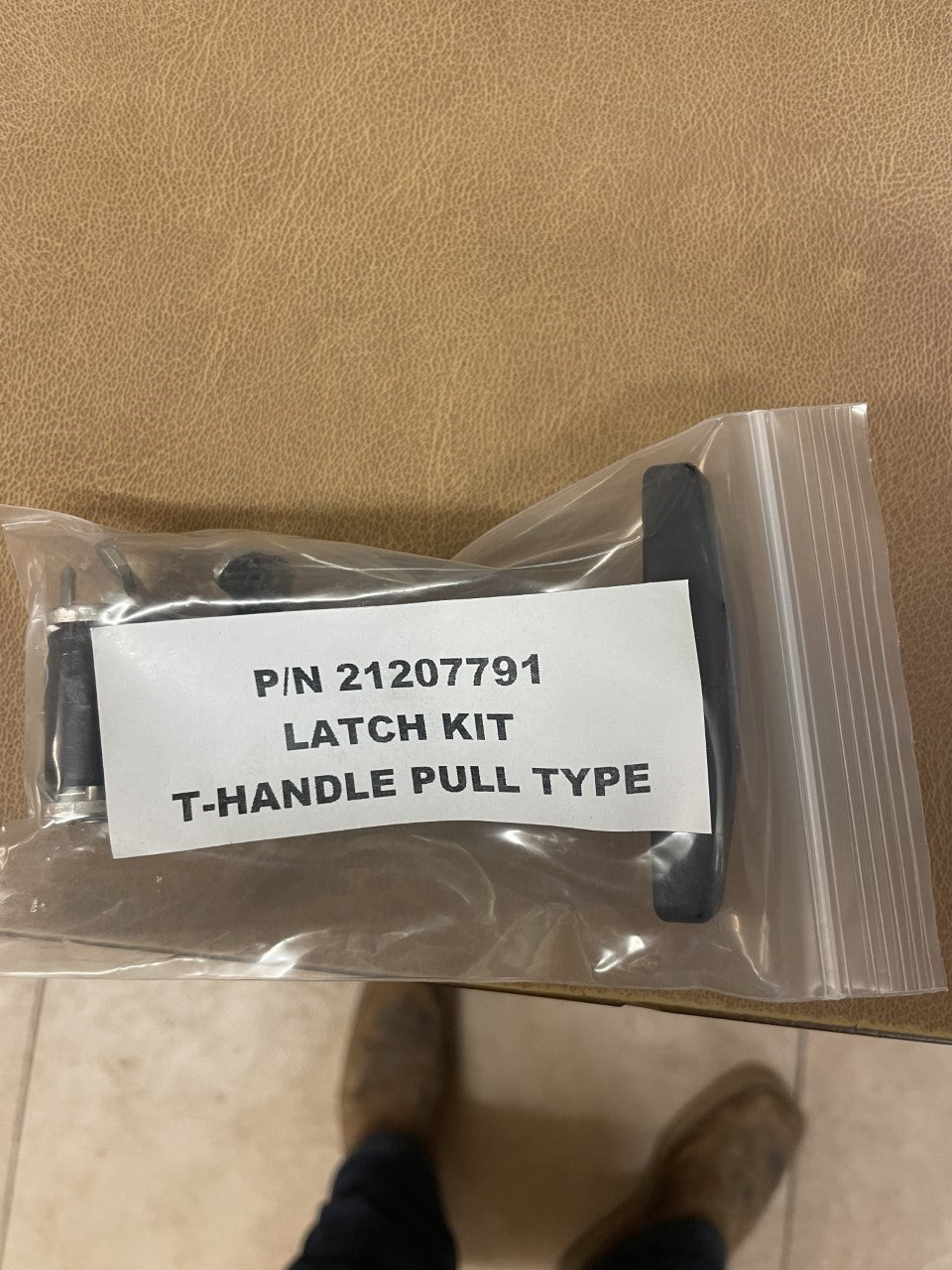 Rubber Latch for Mushroom Shipper